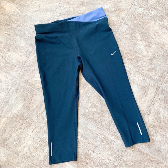 Nike Pants - Nike Dri Fit Twisty Crop Capri